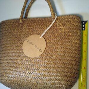 NWT  Honey Punch  natural handwoven seagrass small tote